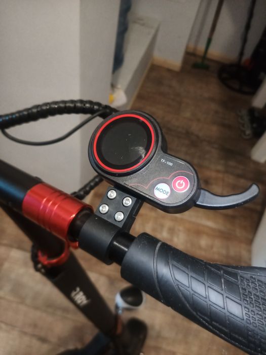 Електросамокат    ROY 350wat