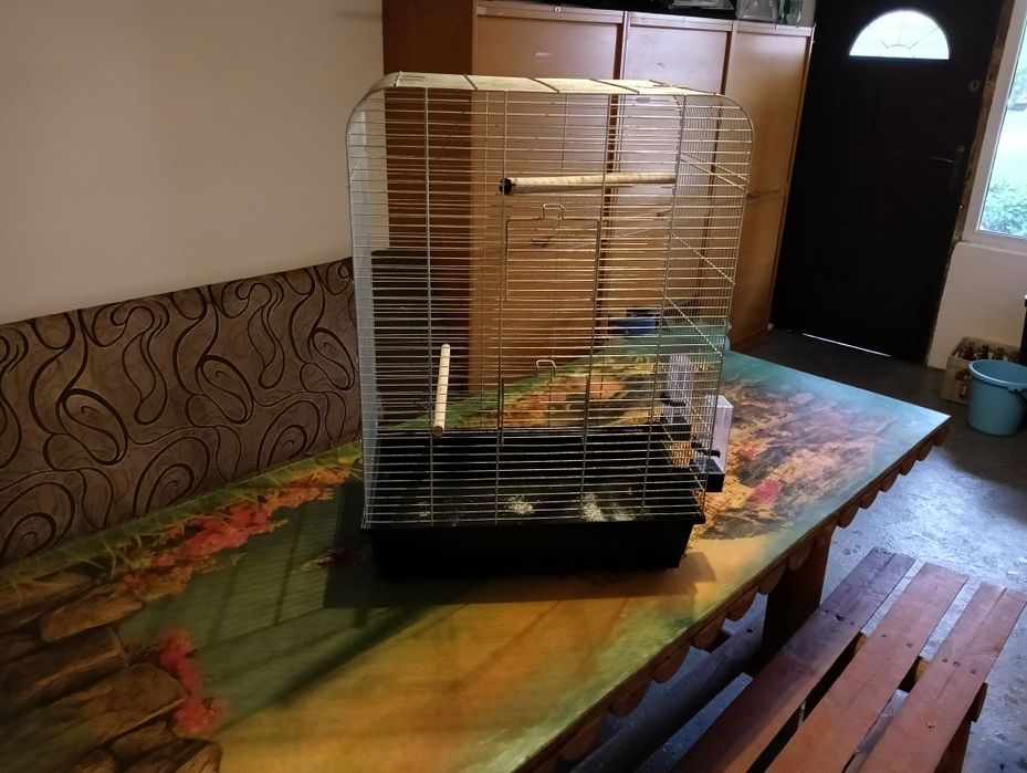 Sprzedam klatkę dla papug duża