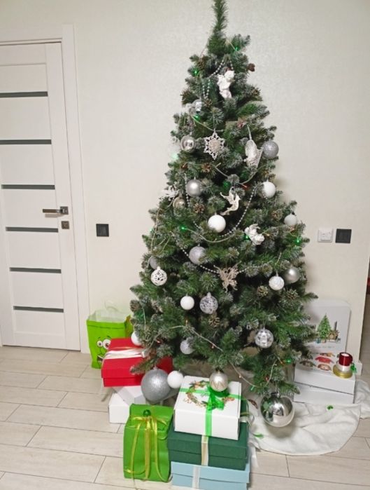 Ялинка штучна зелена 2,20 м