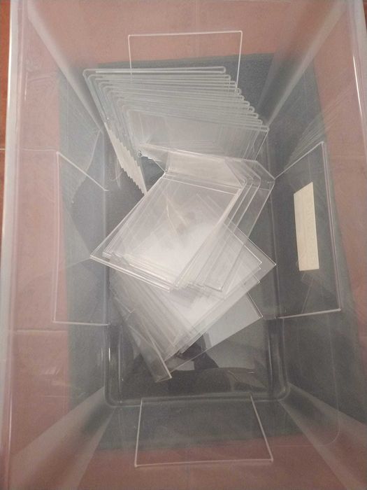 12 Expositores de Folhetos em Acrílico