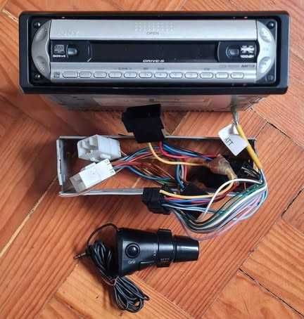 Auto rádio SONY CDX-R3300 c/comando volante, 4x50W
