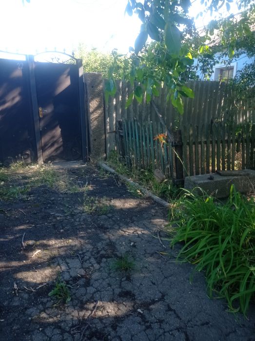 Продам дім в центрі пгт Арбузинка Миколаївської області