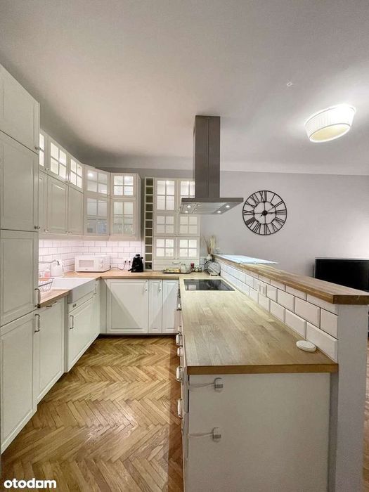 Ciche mieszkanie w 1928 kamienicy, 3 Pietro, winda, patio ul Poznanska