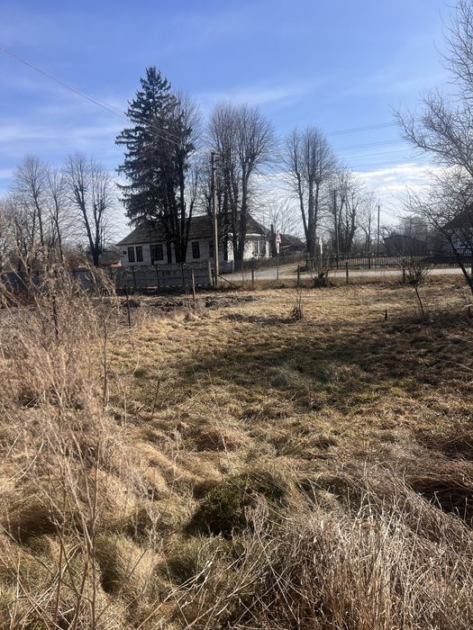 Земельна ділянка в с. Дубовець з призначенням під будівництво