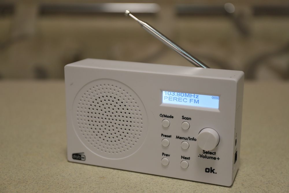 Ok .  ORD 101BT - WT - 2   fm radio