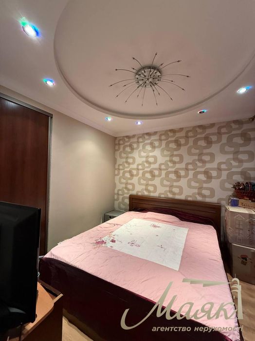 Продаж трикімнатної квартири, Шевченківський район