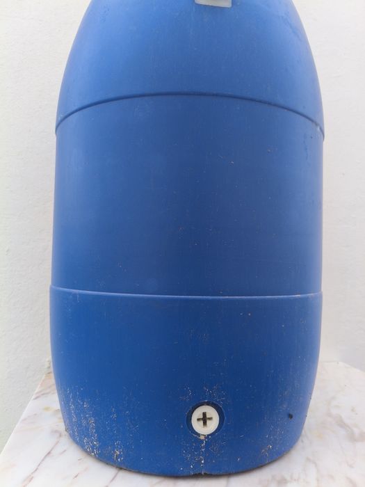 Bidons de 65 litros