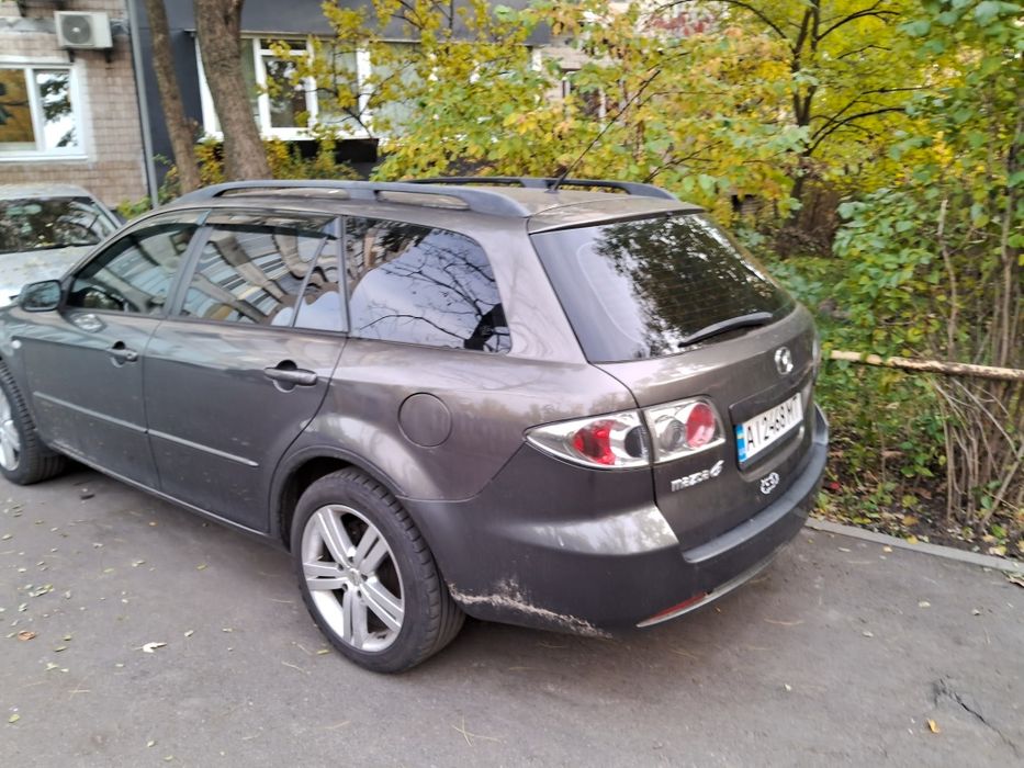 Продам автомобіль Мазда