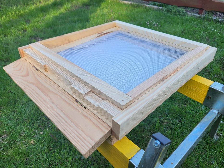 Ule wielkopolskie ule ocieplane ule dennica ramki dotacje stojaki