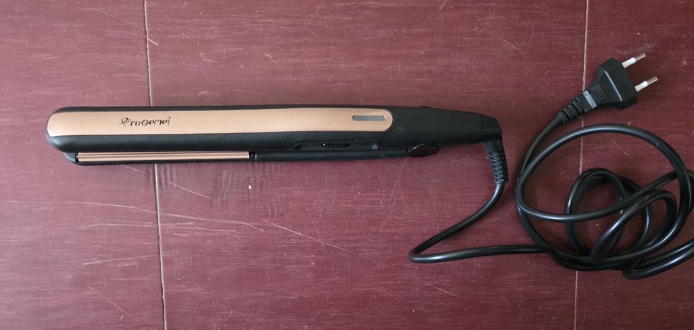 Продам.Щипці-гофре Pro Gemei GM 2955 50 W