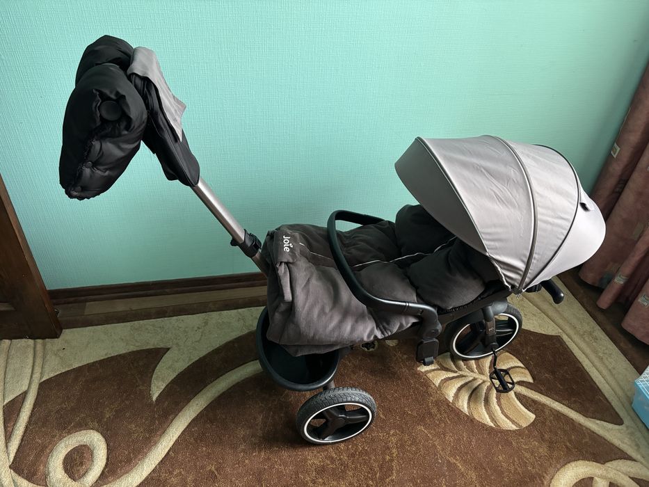 Велосипед дитячий з батьківською ручкою