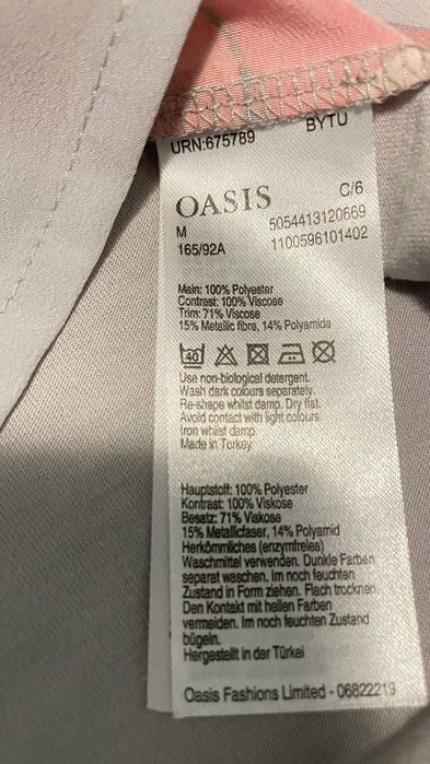 Bluzka damska Oasis w kwiaty.