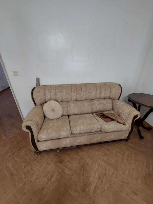 Mobilia_Cama_Sofas_Cadeiras