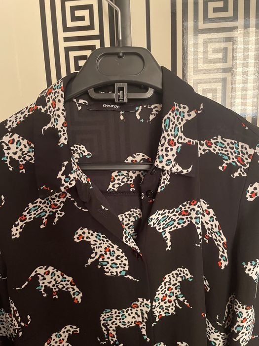 Рубашка в дуже гарний  модний принт