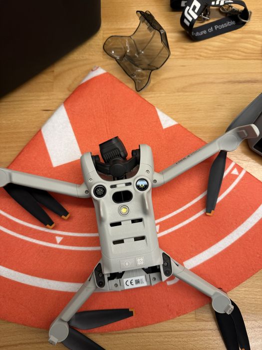 DJI Mini 4 Pro + RC + Mala