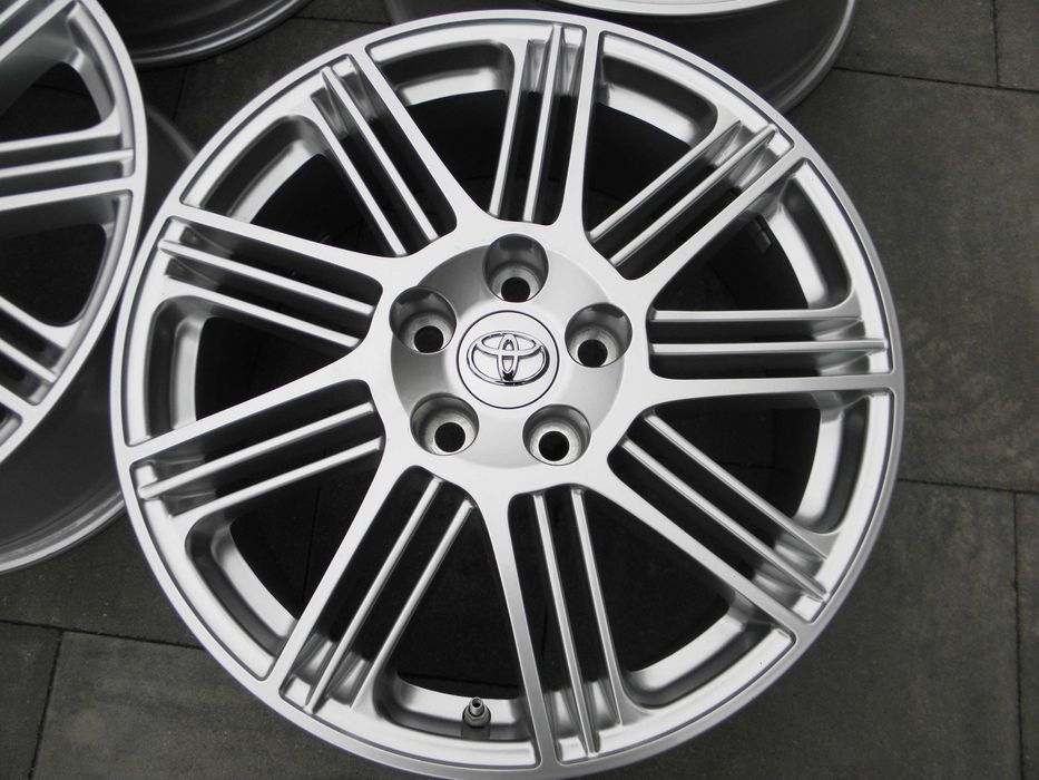 Felgi 18 Toyota Rav4 Rav-4 Yaris Cross C-HR Camry Corolla 5x114,3 ET45