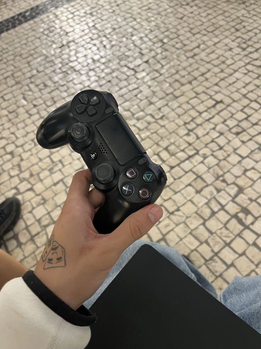 Playstation 4 1TB