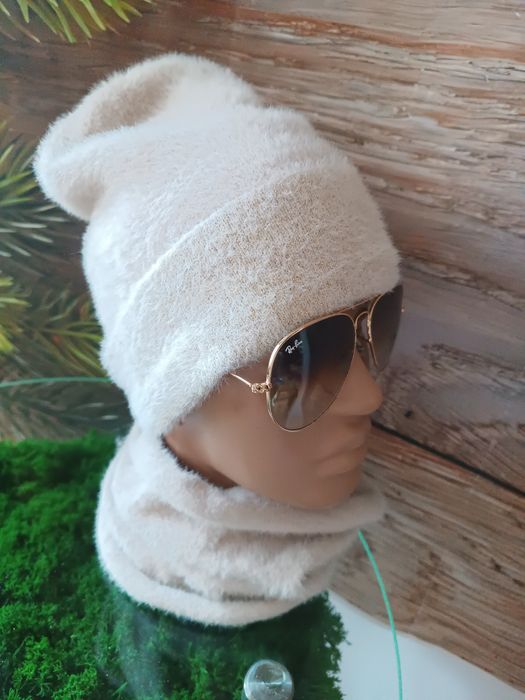 Теплая шапочка. Мягкая ангора.