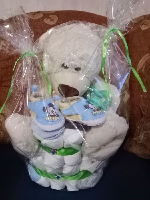 Tort z pampersów , narodziny dziecka, chrzciny,babyshower.
