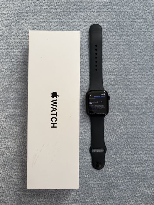 Apple Watch SE 2 gen + Cellular