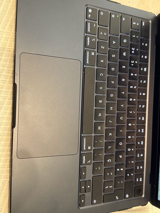 MacBook Air 13 polegadas, com nota fiscal e garantia.