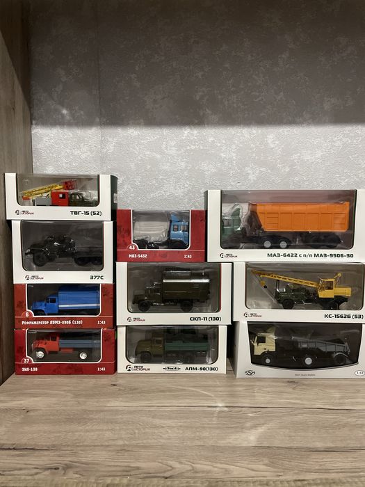 модели 1.43 Грузовики