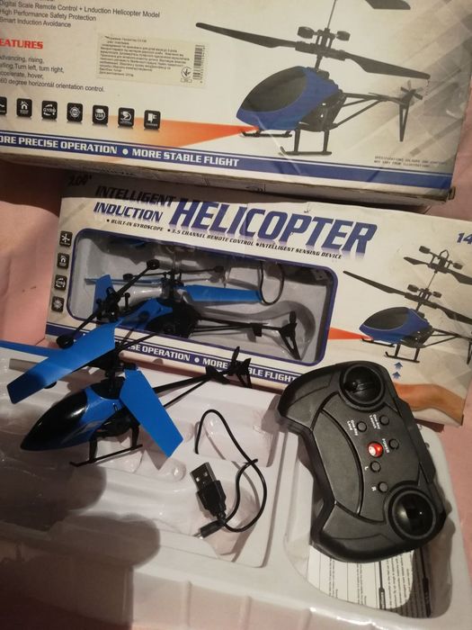 Гелікоптер 2 шт. На пульті !