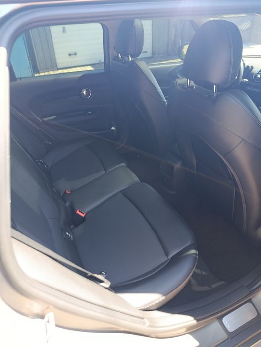 Продам Mini cooper clubman 2017 год