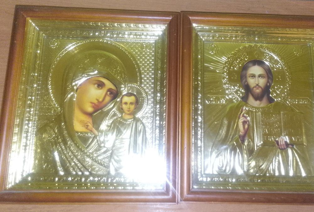 Пара икон, большие  иконы венчальные.