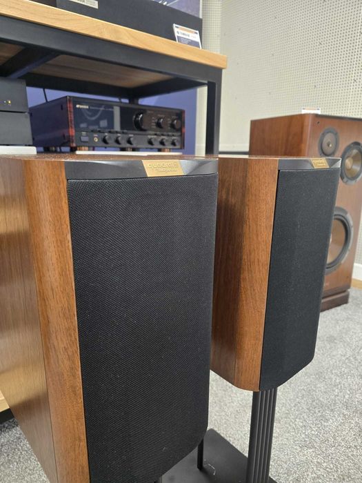 Kolumny QUADRAL Phonologue Gold Rondo