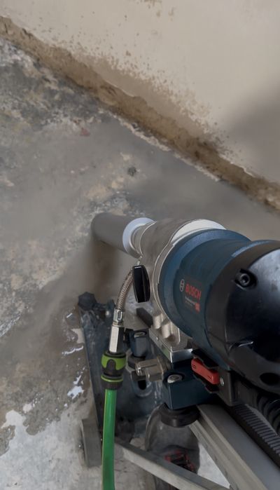 Wiercenie otworów w betonie techniką diamentową