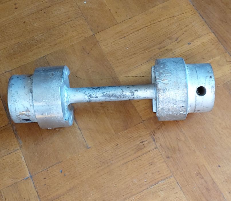 Гантеля литая 8кг