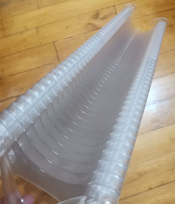 Estante de plástico porta CD