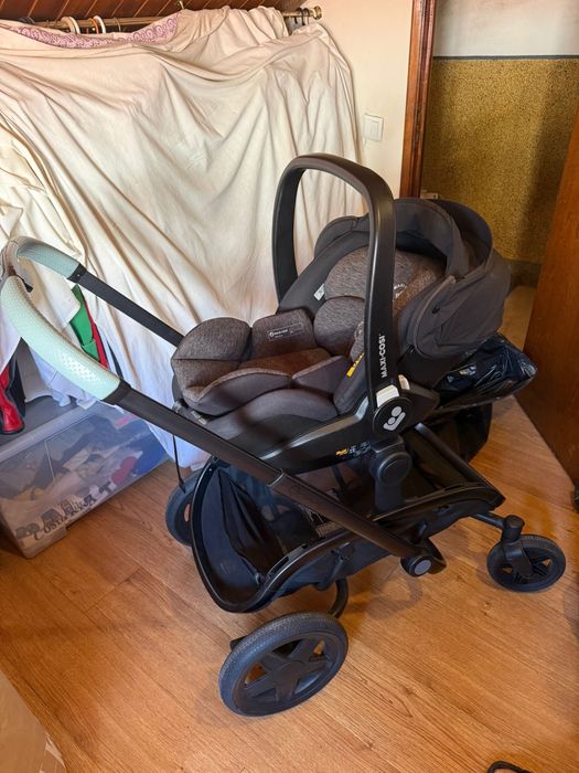 Urgente.  Carro, Ovo e isofix Marca Maxicosi varia coisas bebe e crianca