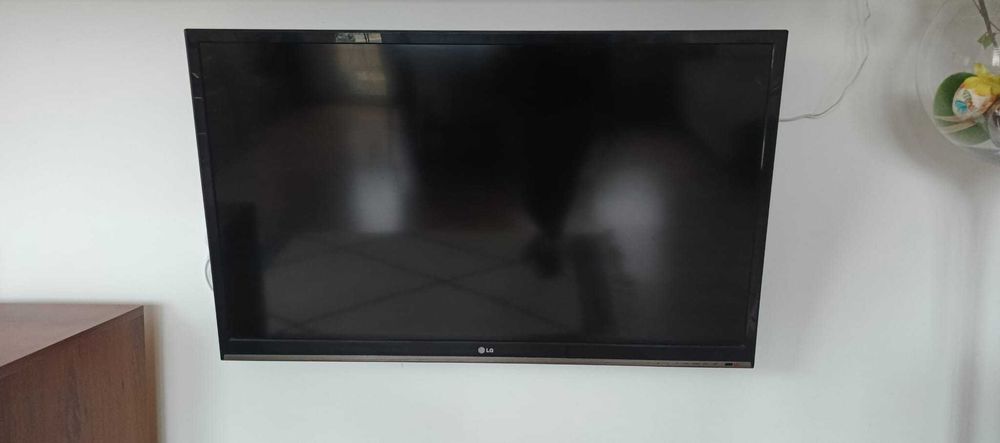 Telewizor LG 42LS570S