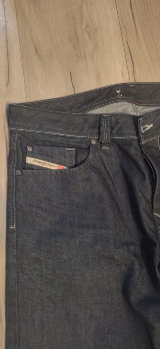 Spodnie diesel  r L