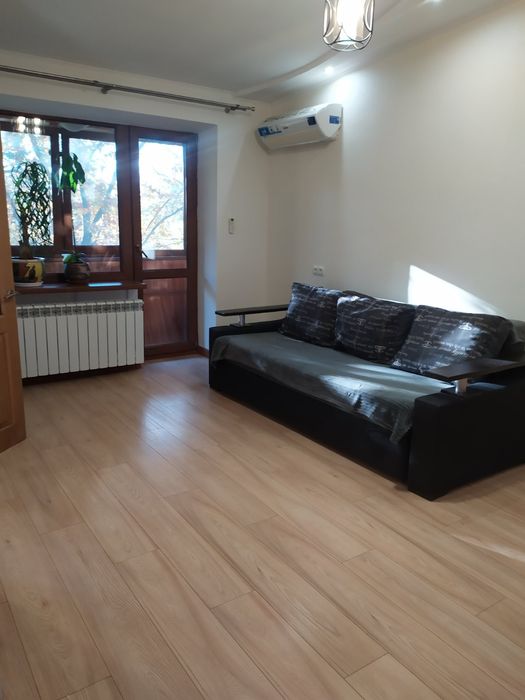 Подобово 1- 2 кім.в центрі міста Хмельницького!