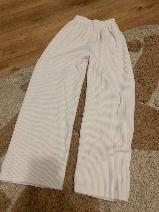 Жіночі штани молочні