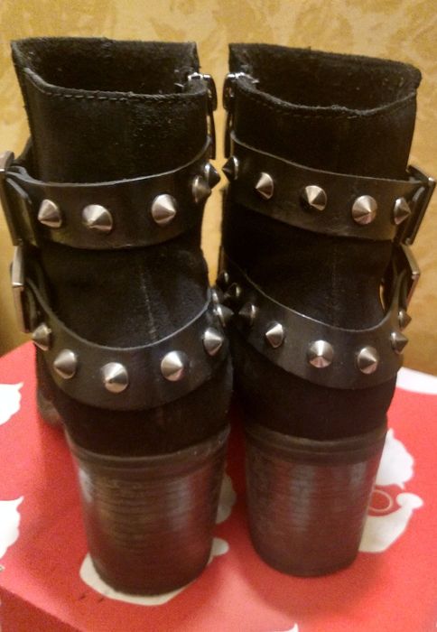 Skórzane botki r.37