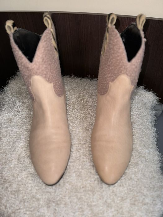 Hego’s Milano beżowe botki skóra naturalna cholewka baranek 41 zebra