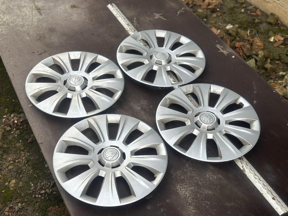Ковпаки R 16 Skoda оригінальні з Німеччини