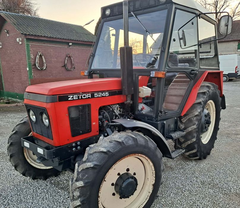 Zetor 5245     .