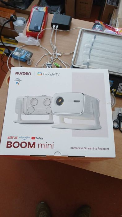 Проектор Aurzen BOOM mini Google TV