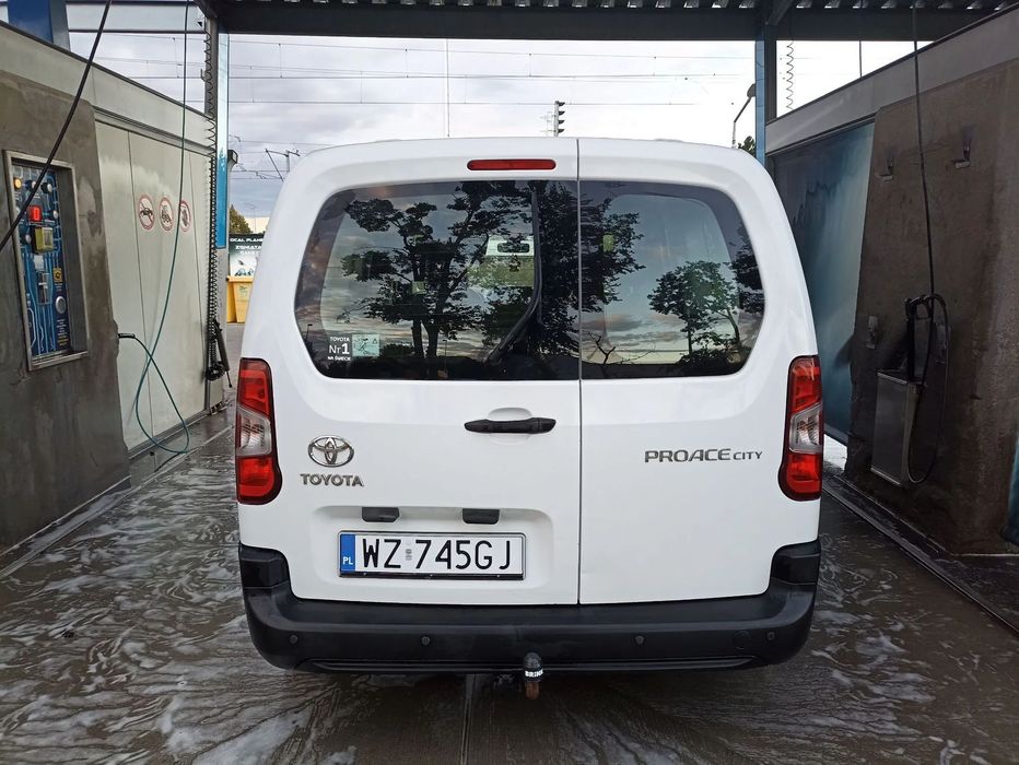 Toyota Proace City Verso Toyota Proace City Verso 1.5 D 102KM Manual LONG L2 drzwi przesuwne