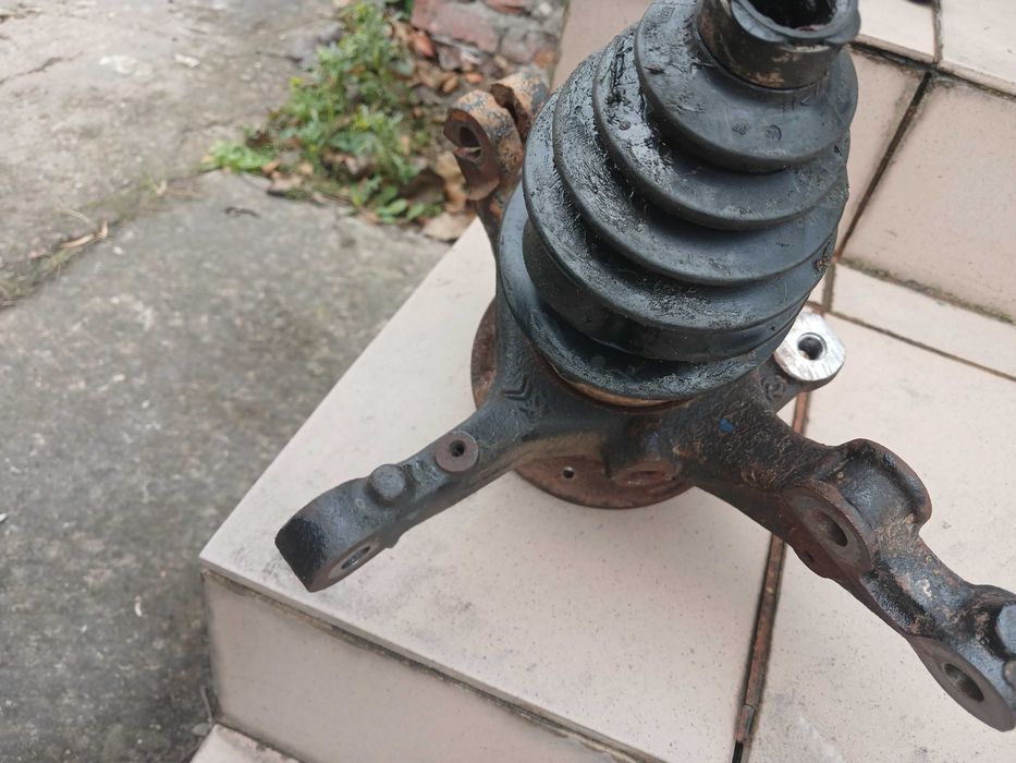 Цапфа до авто пежо е208