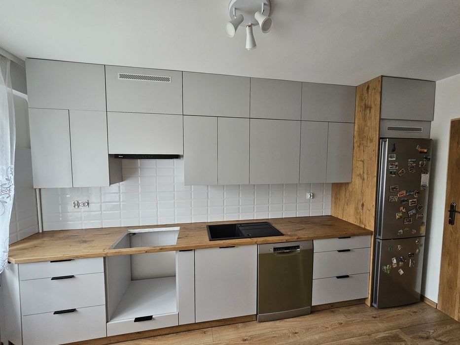 Meble kuchenne szafy i nie tylko na wymiar