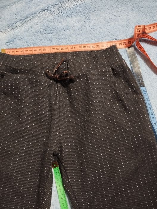 Штани для дівчаток на 5 років в асортименті