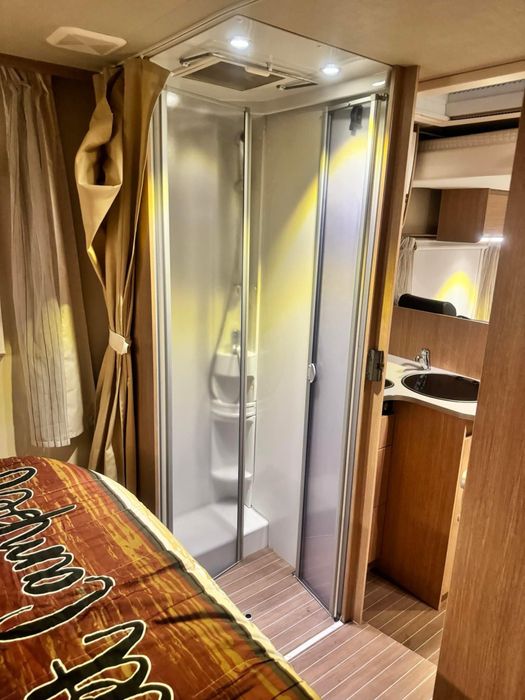 Aluguer de Autocaravana o ano inteiro 5 lugares