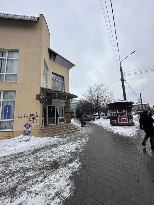 Оренда комерційного приміщення біля ЦУМу Прикарпаття