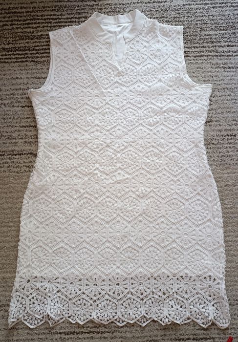 Біла сукня без рукавів 56 розмір